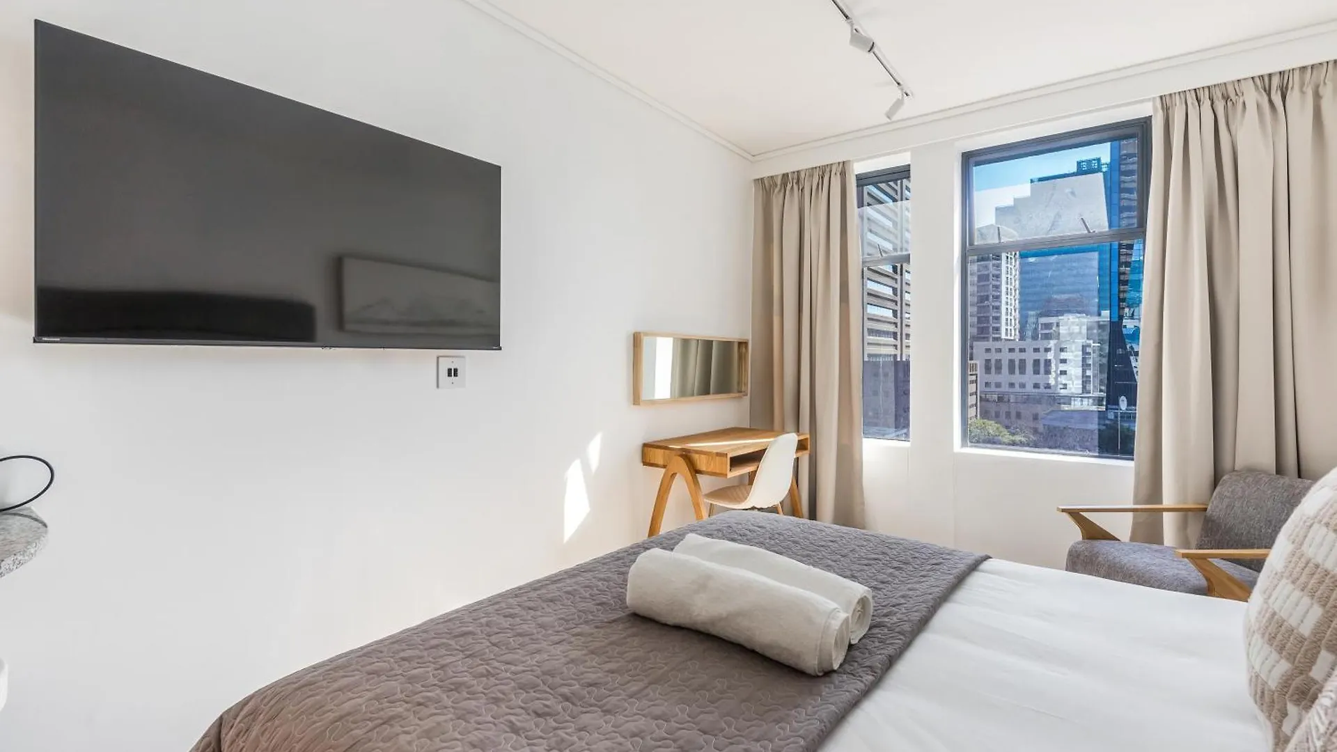 Centrally Located Studio With Pool At Zeeland Pier - 710 Cape Town 0*,  Güney Afrika